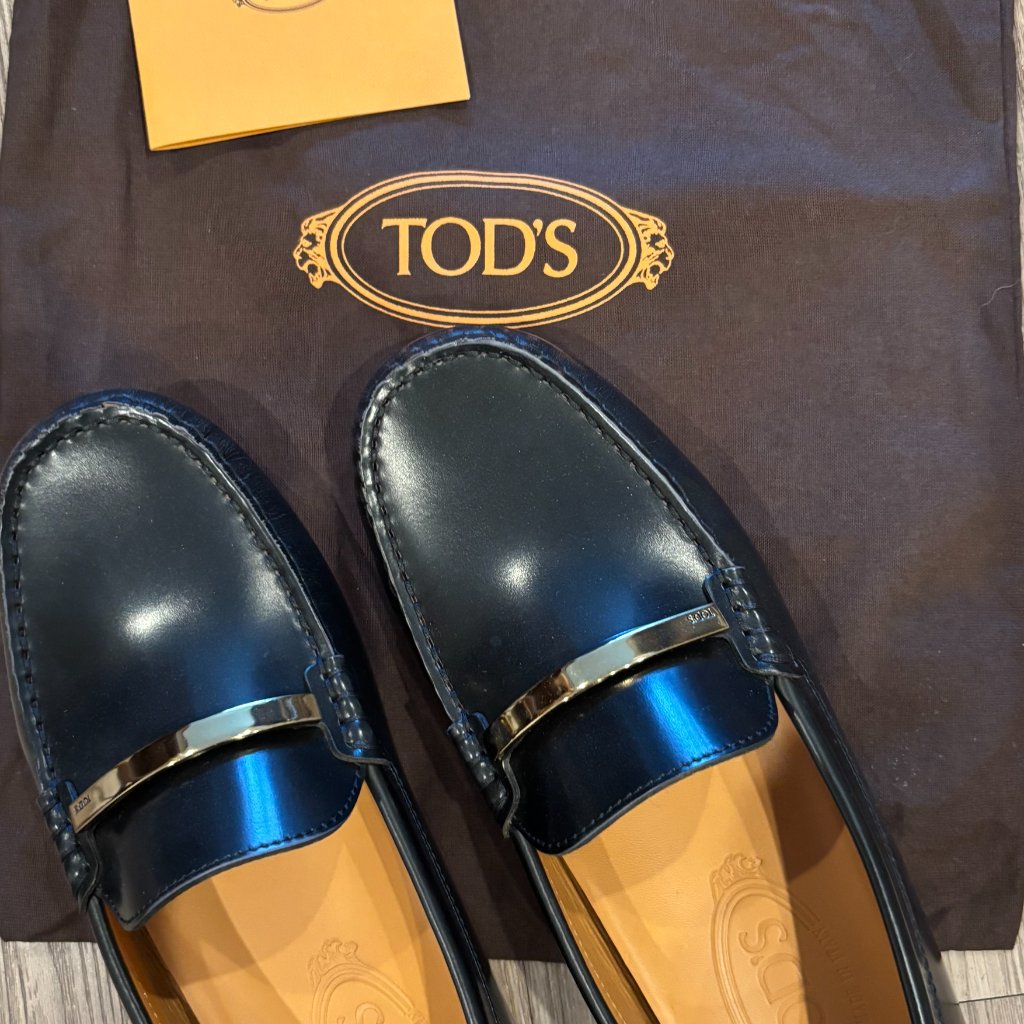 Tod's Gommino Driving Shoes Leather: Brand New Size 36